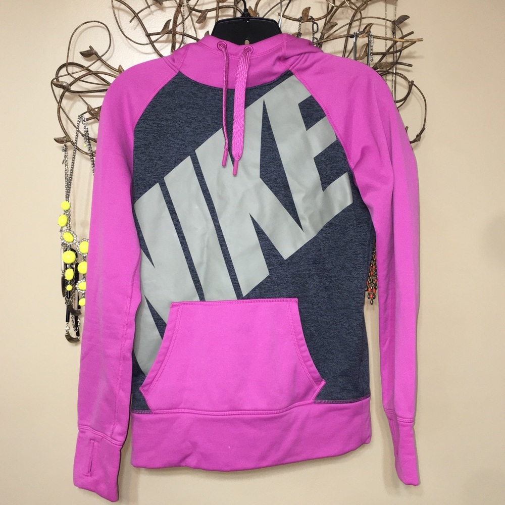 NIKE Therma-Fit Athletic Hoodie